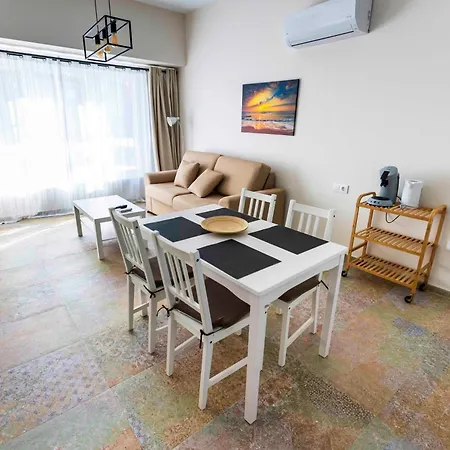 Les Muralles 7 Holiday home