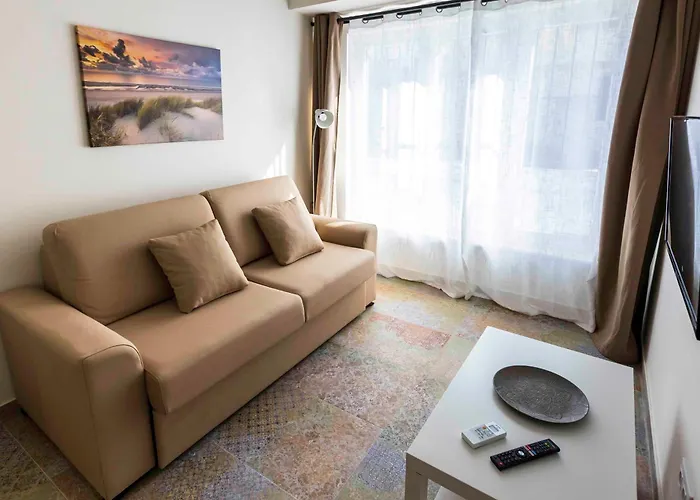 Les Muralles 7 * Denia