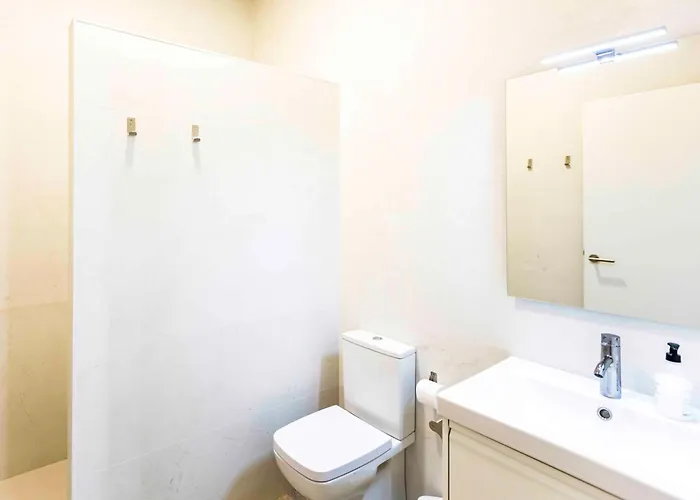 Tatil Evi Les Muralles 7 *