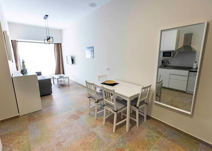 Les Muralles 7 Tatil Evi